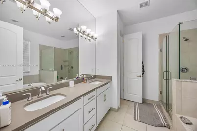 83 Palm Ln, Royal Palm Beach, FL 33411 - Photo 29