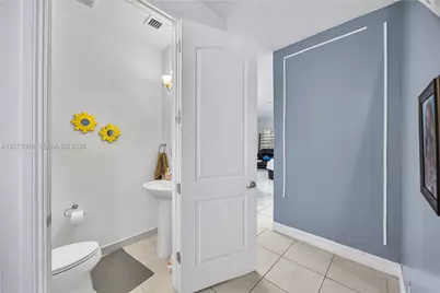 83 Palm Ln, Royal Palm Beach, FL 33411 - Photo 19