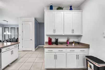 83 Palm Ln, Royal Palm Beach, FL 33411 - Photo 7
