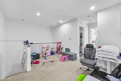 83 Palm Ln, Royal Palm Beach, FL 33411 - Photo 23