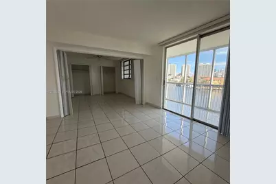 2980 E Point East Dr #D608, Aventura, FL 33160 - Photo 9