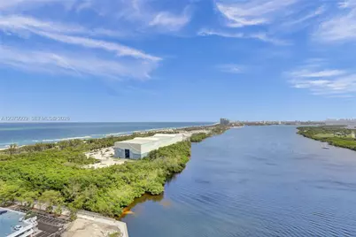300 Bayview Dr #PH10, Sunny Isles Beach, FL 33160 - Photo 1