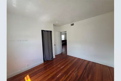 708 NE 4th St #2, Hallandale Beach, FL 33009 - Photo 11