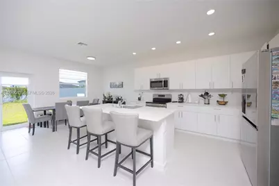 13609 SW 185th Ln, Miami, FL 33177 - Photo 13