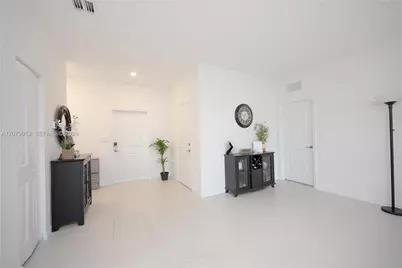 13609 SW 185th Ln, Miami, FL 33177 - Photo 7