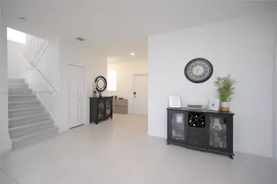 13609 SW 185th Ln, Miami, FL 33177 - Photo 5