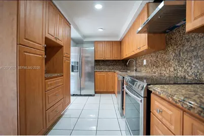 14295 Kendale Lakes Cir, Miami, FL 33183 - Photo 7