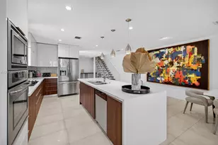 904 NE 15th Ave, Fort Lauderdale, FL 33304 - Photo 7