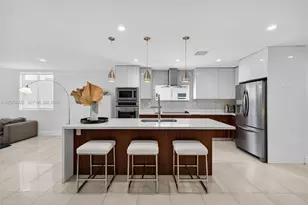 904 NE 15th Ave, Fort Lauderdale, FL 33304 - Photo 3