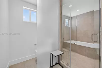 904 NE 15th Ave, Fort Lauderdale, FL 33304 - Photo 15