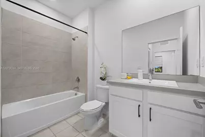 757 SW 11th St, Florida City, FL 33034 - Photo 23