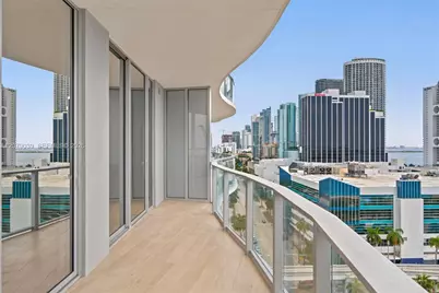 1400 Biscayne Blvd #1205, Miami, FL 33132 - Photo 25