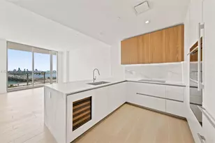 1400 Biscayne Blvd, Miami, FL 33132 - Photo 7