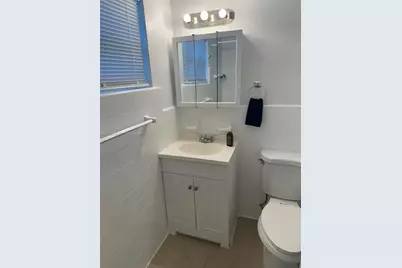 2024 NE 26th St #1, Wilton Manors, FL 33305 - Photo 13