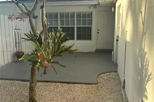 2024 NE 26th St, Wilton Manors, FL 33305 - Photo 15