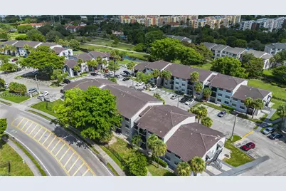 7155 NW 179th St #108, Hialeah, FL 33015 - Photo 21