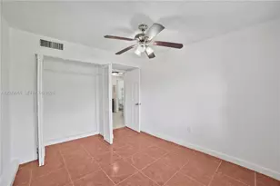 7155 NW 179th St, Hialeah, FL 33015 - Photo 11