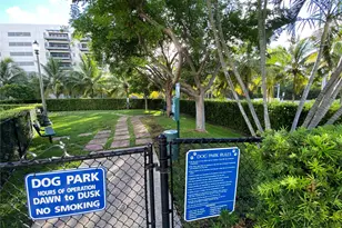 14951 NE Royal Oaks Ln, North Miami, FL 33181 - Photo 43