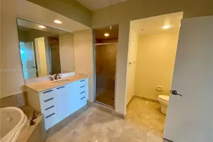 14951 NE Royal Oaks Ln, North Miami, FL 33181 - Photo 19