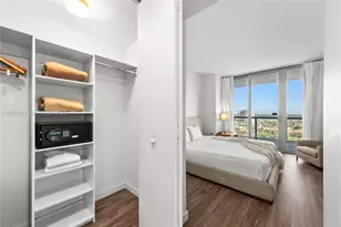 2602 E Hallandale Beach Blvd, Hallandale Beach, FL 33009 - Photo 17