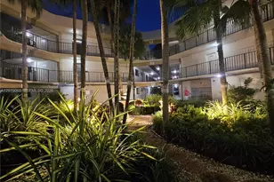 8065 SW 107th Ave, Miami, FL 33173 - Photo 27