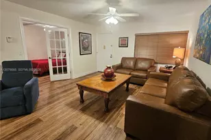8065 SW 107th Ave, Miami, FL 33173 - Photo 25