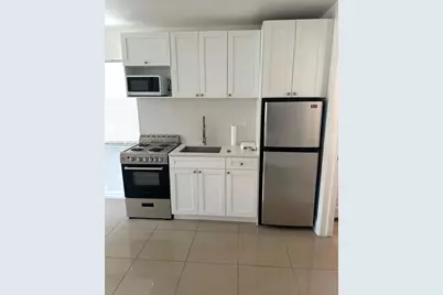 2024 NE 26th St #3, Wilton Manors, FL 33305 - Photo 5