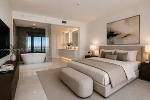 700 NE 24th St, Miami, FL 33137 - Photo 9