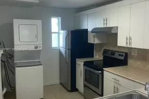 8020 N Colony Cir N, Tamarac, FL 33321 - Photo 7