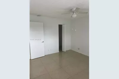 8020 N Colony Cir N #202, Tamarac, FL 33321 - Photo 9