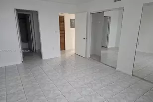 8320 NW 8th St, Miami, FL 33126 - Photo 23