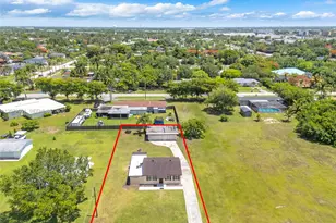 378 SW 6th St, Florida City, FL 33034 - Photo 1