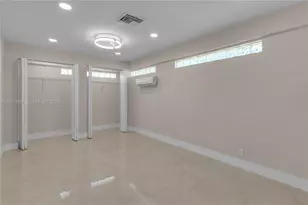 378 SW 6th St, Florida City, FL 33034 - Photo 17