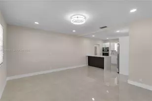 378 SW 6th St, Florida City, FL 33034 - Photo 11