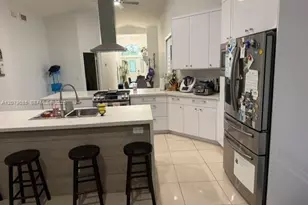 9771 NW 32nd St, Doral, FL 33172 - Photo 15