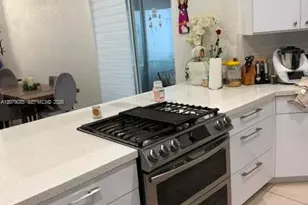 9771 NW 32nd St, Doral, FL 33172 - Photo 19