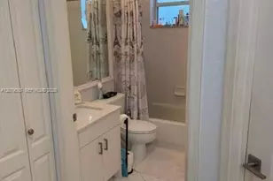 9771 NW 32nd St, Doral, FL 33172 - Photo 43