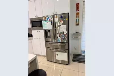 9771 NW 32nd St, Doral, FL 33172 - Photo 17