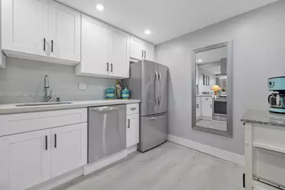 211 S Ocean Dr #302, Hollywood, FL 33019 - Photo 9