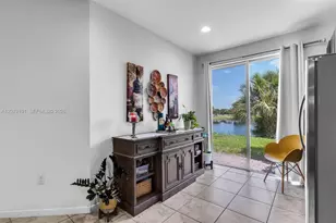 2438 SE 15th St, Homestead, FL 33035 - Photo 11