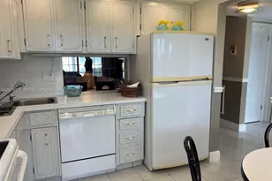 1350 Atlantic Shores Blvd, Hallandale Beach, FL 33009 - Photo 3