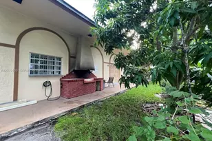 1350 Atlantic Shores Blvd, Hallandale Beach, FL 33009 - Photo 37