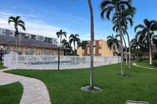 1350 Atlantic Shores Blvd, Hallandale Beach, FL 33009 - Photo 33