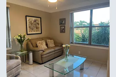1350 Atlantic Shores Blvd #322, Hallandale Beach, FL 33009 - Photo 3