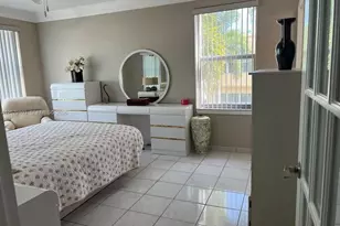 1350 Atlantic Shores Blvd, Hallandale Beach, FL 33009 - Photo 17
