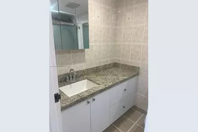 17560 Atlantic Blvd #514, Sunny Isles Beach, FL 33160 - Photo 9