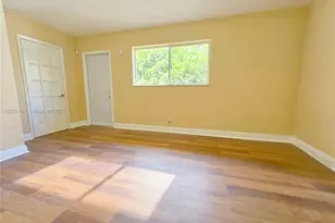 2010 NW 70th St, Miami, FL 33147 - Photo 11