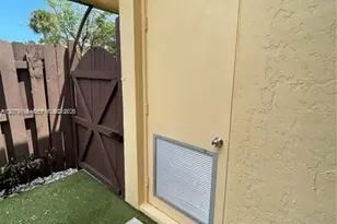 112 Fox Rd, Hollywood, FL 33024 - Photo 21