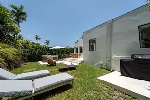 8926 Emerson Ave, Surfside, FL 33154 - Photo 29