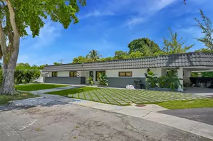 315 NE 122nd St, North Miami, FL 33161 - Photo 1